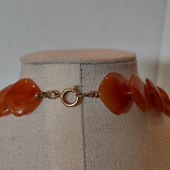 RARE Vintage Faux Amber Lucite Beaded 26” Necklace 1970s MCM - Picture 7 of 9